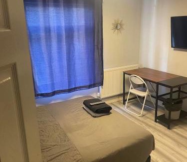 Woolwich Common House | Woolwich Ensuite Roomz