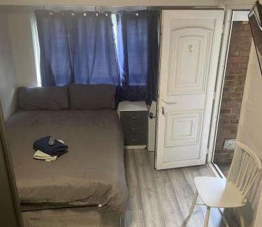 Woolwich Common House | Woolwich Ensuite Roomz