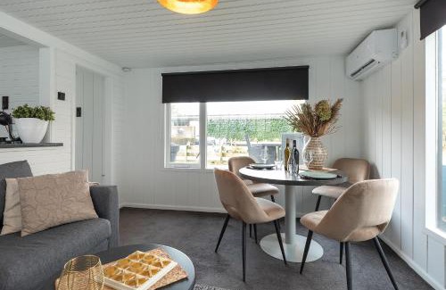 Loosdrecht Boat Rental | Woonboot De Rietpieper