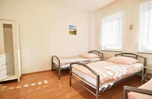 Troisdorf-West Apartment | Work and Stay Troisdorf
