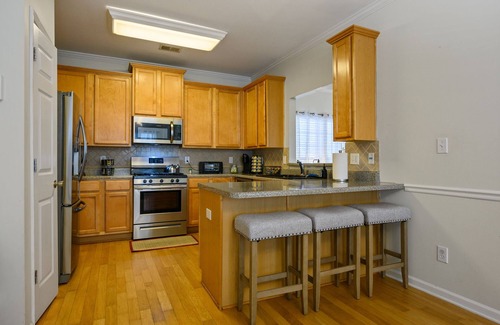 Acworth House | Work & Play Base: 3BR Close to Parks & Lakes