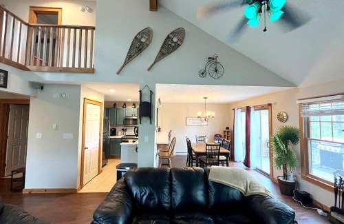 Tannersville House | Work & Play for Executives