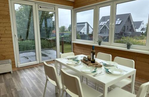 Pfalzdorf Apartment | Worker Place mit Wintergarten