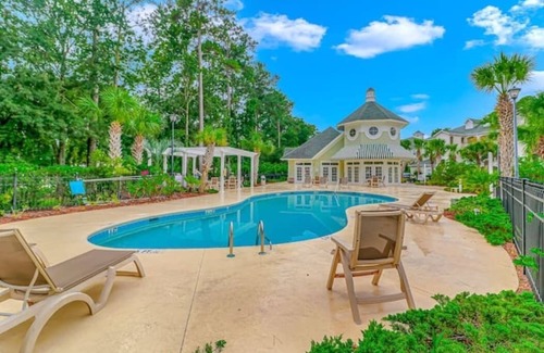 Carolina Forest Apartment | World Tour Golf Resort Myrtle Beach Pool and Grilling Area