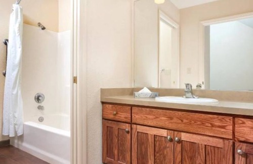 Nice Resort | Worldmark 2-bedroom resort with fitness room, WiFi In Nice, CA