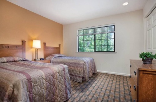 Nice Resort | Worldmark 2-bedroom resort with fitness room, WiFi In Nice, CA
