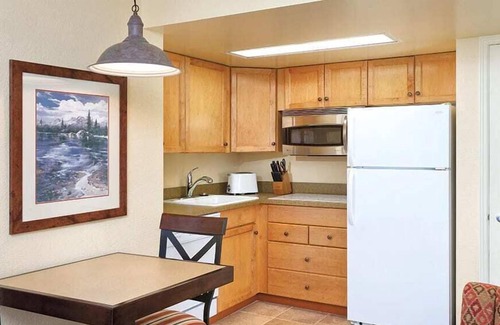 Canmore Condo | Worldmark Canmore Banff: 1BR Resort Suite