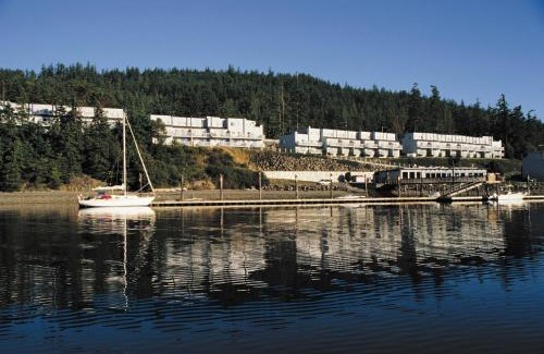 Adelma Beach Resort | WorldMark Discovery Bay