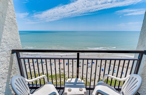 Myrtle Beach Condo | Wow, 16th floor views of nice pools!