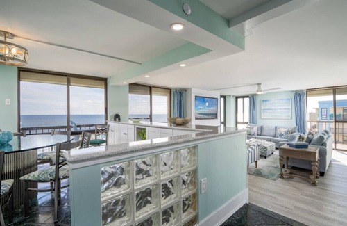 North Ocean City Condo | Wow! Stunning large oceanfront condo with oceans views from most everywhere!