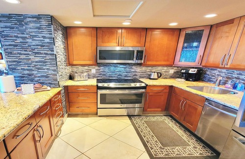 Kaanapali Condo | WOW! - WHALER's BEST! - PENTHOUSE -EXQUISITE REMODEL! VIEWS! 4 BEDS -SLEEPS 6!