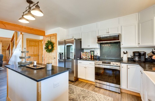 Angel Fire Cabin | Wraparound Porch: & Forest Views: Angel Fire Cabin