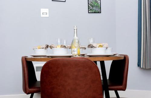 Wrexham Apartment | Wrexham Central Stay - Apartment Six