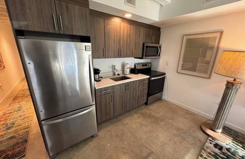 Historic District - North Apartment | Wright Square Condo