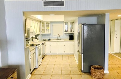 Wrightsville Beach Condo | Wrightsville Beach Oceanfront Penthouse - Station One - pool, tennis, beach