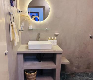 Moragolla Villa | WyDee Villas