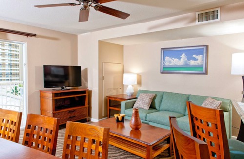 Waikiki Resort | Wyndham at Waikiki Beach Walk - Many Dates Available! - Hosted by Travelscowt