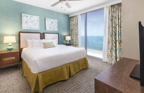 Clearwater Beach Resort | Wyndham Clearwater Lux Oceanfront Condo with onsite Spa & amenities