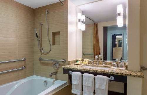 Deerfield Beach Resort | Wyndham Deerfield Beach Resort