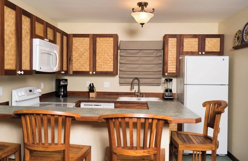 Historic Kailua Village Condo | Wyndham Kona Hawaiian | 3 2BR King Bed Suites