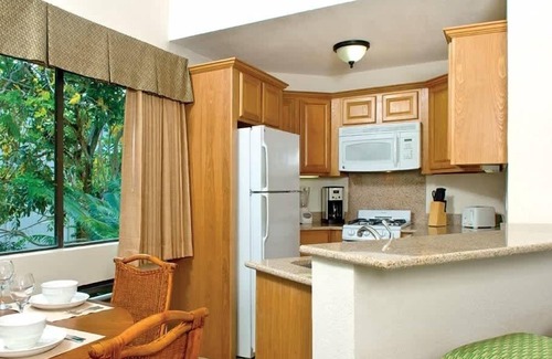 Princeville Condo | Wyndham Makai Club|1BR/1BA King Bed Balcony Suite