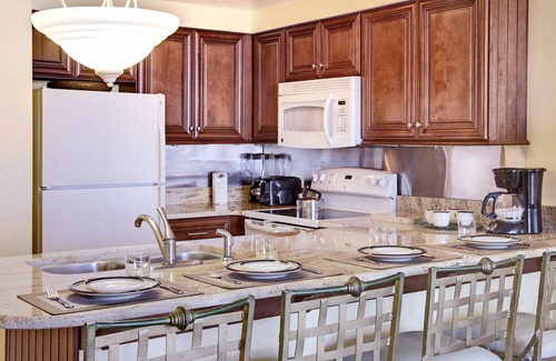 Daytona Beach Resort | 🌴 Wyndham Ocean Walk✨ Experience Paradise in a 2BR Villa - Sleeps 8!