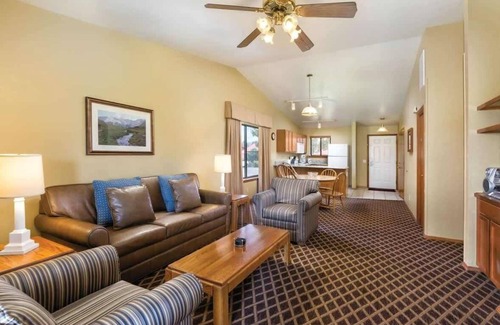 Pagosa Springs Condo | Wyndham Pagosa Springs |1BR/1BA King Suite w/Balc