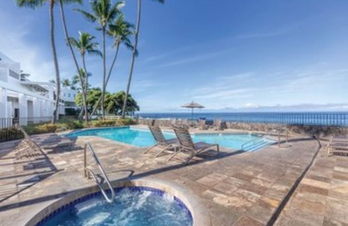 Kailua-Kona Condo | Wyndham Royal Sea Cliff- Beautiful 2 bedroom suite. Relax in paradise!