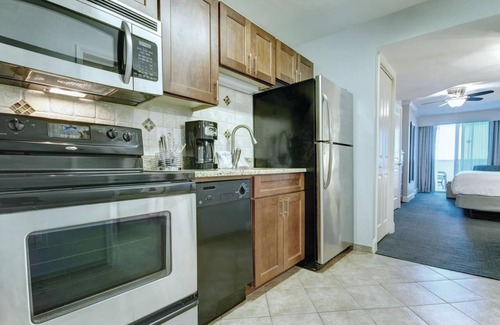 Cherry Grove Beach Condo | Wyndham Towers on the Grove, North Myrtle Beach