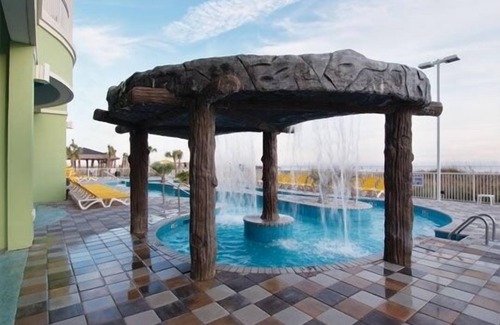 Cherry Grove Beach Condo | Wyndham Towers on the Grove, North Myrtle Beach