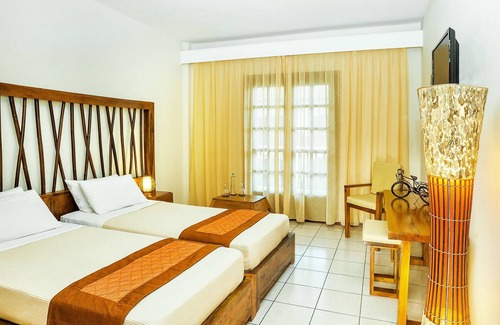 Possidi Hotel | Xenios Possidi Paradise Hotel