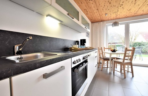 Rethwisch Apartment | XL Baltic Sea vacation home B&S with terrace and garden - Baltic Sea vacation home B&S with terrace and garden
