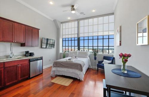 Olde Kensington Apartment | Xl Studio - Luxury Studio Near Center City
