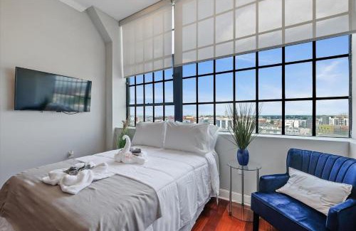 Olde Kensington Apartment | Xl Studio - Luxury Studio Near Center City