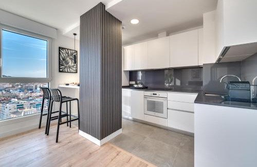 Palma-Palmilla Apartment | XPCE SKY TOWERS - Parking Free