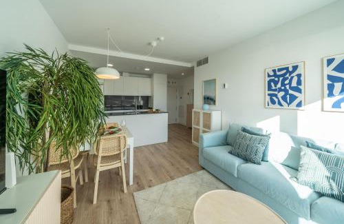 Palma-Palmilla Apartment | XPCE URBAN 10 MALAGA SKYLINE - Parking Free