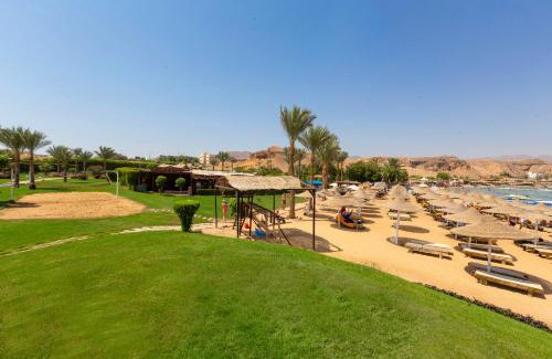 Ras Umm Sid Resort | Xperience Golden Sandy Beach