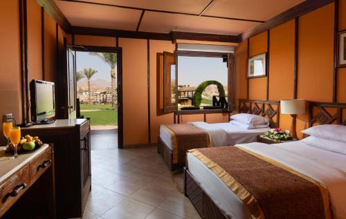 Ras Umm Sid Resort | Xperience Golden Sandy Beach