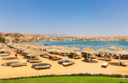 Ras Umm Sid Resort | Xperience Golden Sandy Beach