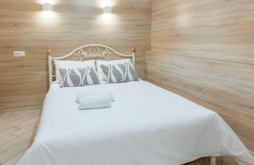 Lviv City Center Apartment | XSmart Apartments on Teodora 5
