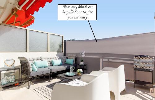 Cannes City Centre Apartment | XXL 2 beds with XXL terrace next to Martinez Hotel