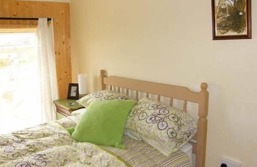 Ferryside Cottage | Y GARTH, family friendly, country holiday cottage in Ferryside