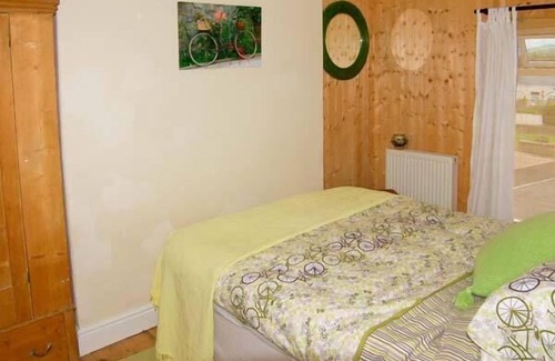 Ferryside Cottage | Y GARTH, family friendly, country holiday cottage in Ferryside