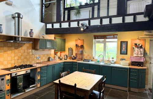 Stratford-upon-Avon House | Y-Not House - Double Rooms with Private Bathroom