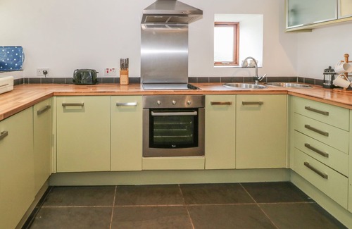 Criccieth Cottage | Y STABAL, pet friendly, character holiday cottage in Criccieth