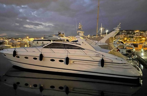 Pointe Croisette Boat Rental | Yacht 17M Cannes Croisette Port Canto, 3 Bedrooms, air conditioning, tv