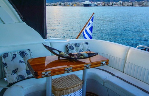 Skiathos Boat Rental | Yacht Cruisers Yachts 430c Sport Coupe