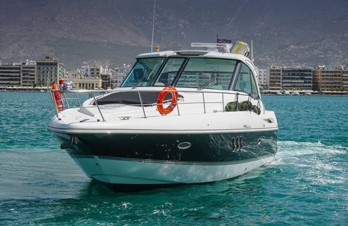 Skiathos Boat Rental | Yacht Cruisers Yachts 430c Sport Coupe