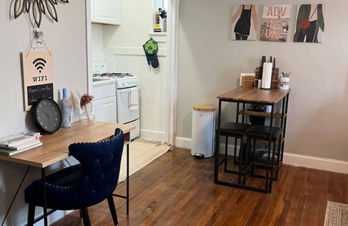 Dwight Apartment | Yale Glam Studio Located Downtown