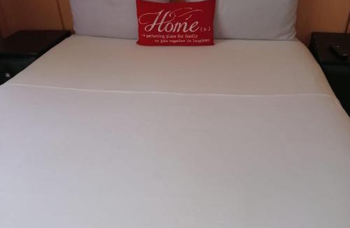 Polokwane House | Yana Guest House